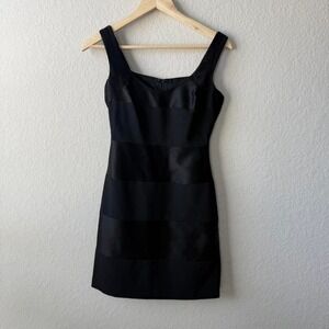 90s Y2K Laundry by Shelli Segal Black mini bodycon dress with a touch of glamour